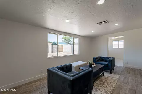 5602 N 35th Dr, Phoenix, AZ 85019 photo 11