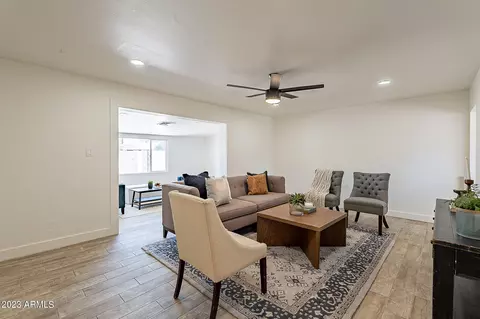 5602 N 35th Dr, Phoenix, AZ 85019 photo 6