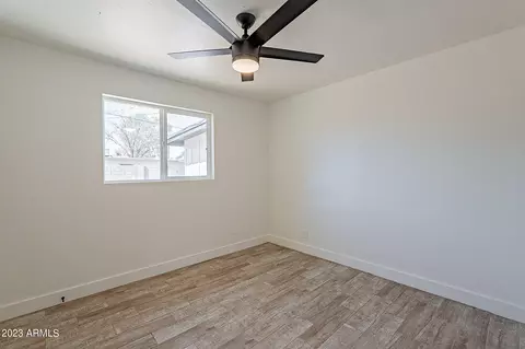 5602 N 35th Dr, Phoenix, AZ 85019 photo 25