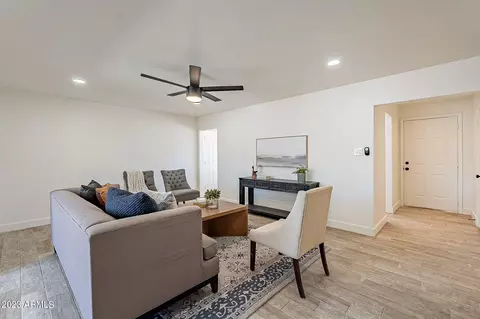 5602 N 35th Dr, Phoenix, AZ 85019 photo 7