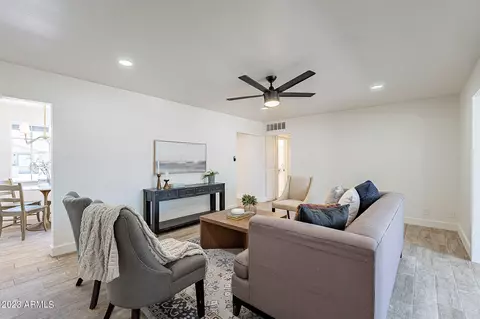 5602 N 35th Dr, Phoenix, AZ 85019 photo 8