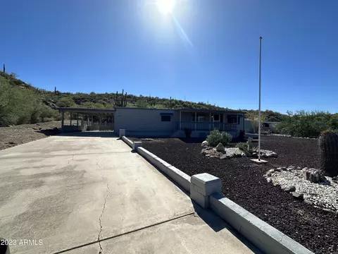 18835 E Kings Way, Black Canyon City, AZ 85324