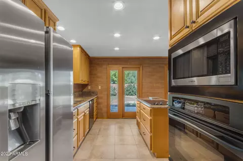 620 E Concorda Dr, Tempe, AZ 85282 photo 9