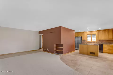 620 E Concorda Dr, Tempe, AZ 85282 photo 5