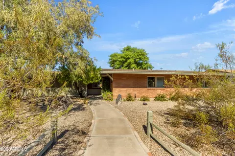 620 E Concorda Dr, Tempe, AZ 85282
