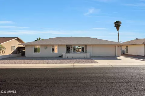 10419 W Brookside Dr, Sun City, AZ 85351
