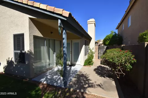 4301 E Siesta Ln, Phoenix, AZ 85050 photo 8