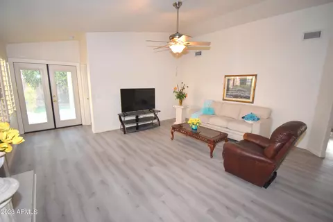 4301 E Siesta Ln, Phoenix, AZ 85050 photo 39
