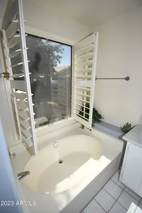 4301 E Siesta Ln, Phoenix, AZ 85050 photo 16