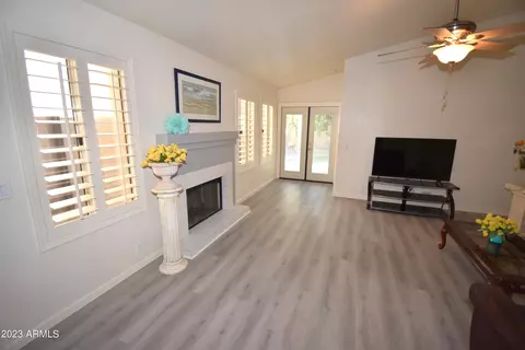 4301 E Siesta Ln, Phoenix, AZ 85050 photo 37