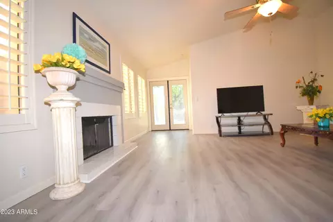 4301 E Siesta Ln, Phoenix, AZ 85050 photo 40