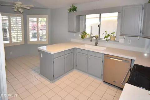 4301 E Siesta Ln, Phoenix, AZ 85050 photo 64