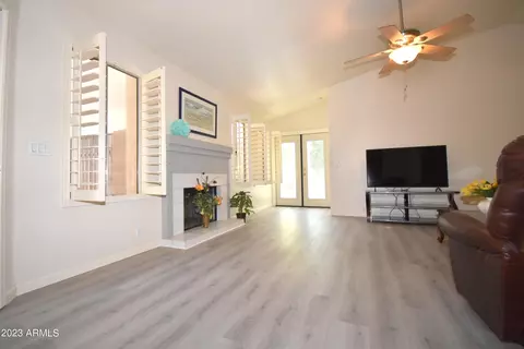 4301 E Siesta Ln, Phoenix, AZ 85050 photo 31