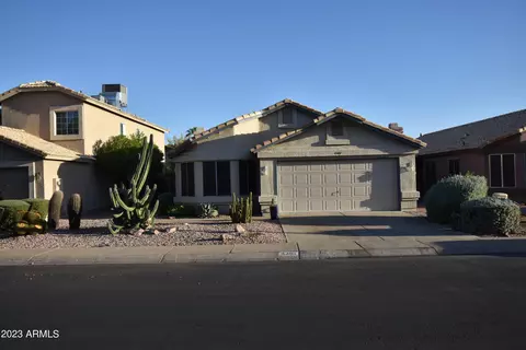 4301 E Siesta Ln, Phoenix, AZ 85050 photo 6