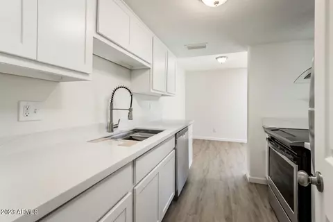 4442 E Pueblo Ave, Phoenix, AZ 85040 photo 10