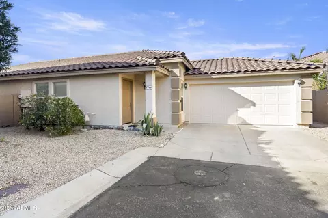 8946 E Yucca St, Scottsdale, AZ 85260