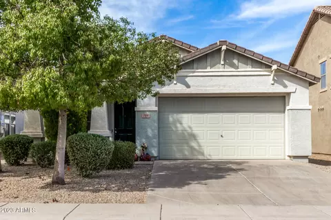 796 E Cowboy Cove Trl, San Tan Valley, AZ 85143
