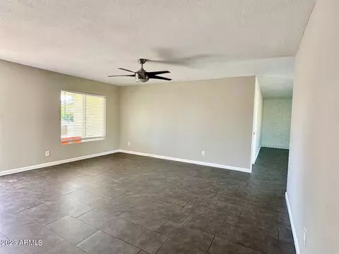 4352 E Coconino St, Phoenix, AZ 85044 photo 4
