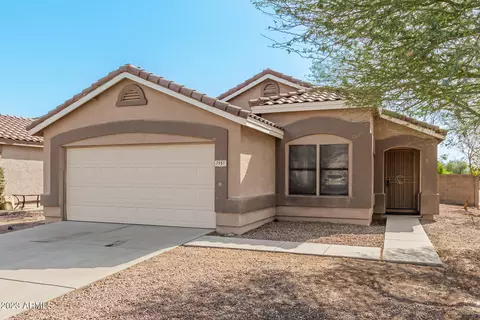 7951 W Sanna St, Peoria, AZ 85345
