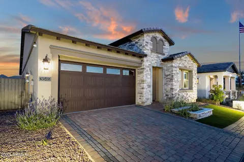 5715 E Scarlet St, Mesa, AZ 85215