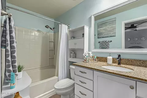 2146 E Sunland Ave, Phoenix, AZ 85040 photo 8
