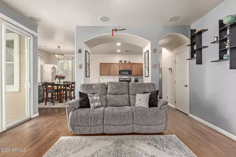 2146 E Sunland Ave, Phoenix, AZ 85040 photo 3