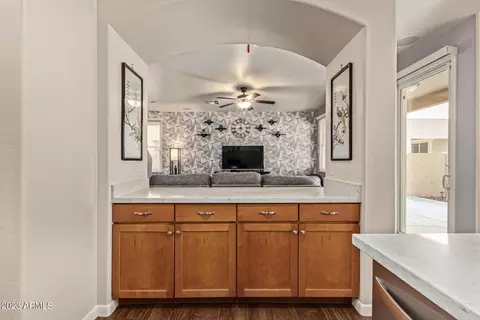 2146 E Sunland Ave, Phoenix, AZ 85040 photo 6