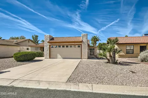 26614 S Nicklaus Dr, Sun Lakes, AZ 85248