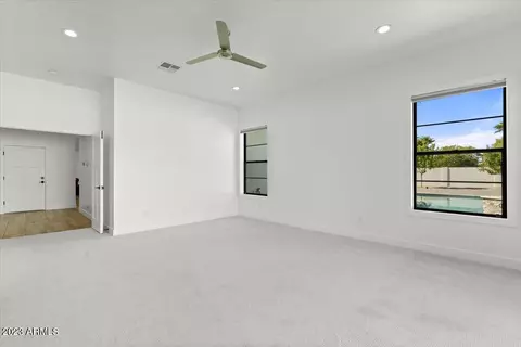 546 W Kaler Dr, Phoenix, AZ 85021 photo 25