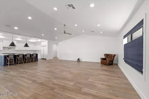546 W Kaler Dr, Phoenix, AZ 85021 photo 20