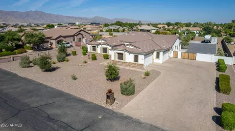 18546 W Solano Dr, Litchfield Park, AZ 85340