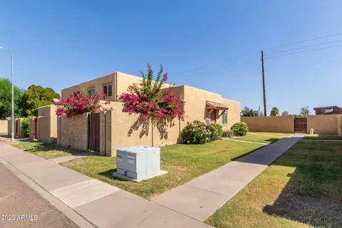 948 S Alma School Rd #127, Mesa, AZ 85210