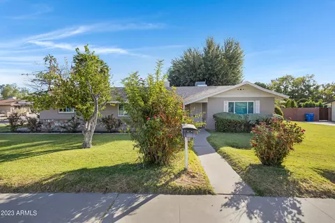 8443 N 17th Dr, Phoenix, AZ 85021 photo 2