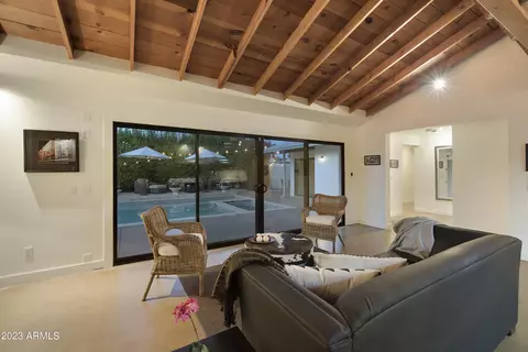 3902 E Heatherbrae Dr, Phoenix, AZ 85018 photo 16