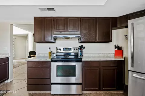 5115 E Tano St, Phoenix, AZ 85044 photo 6