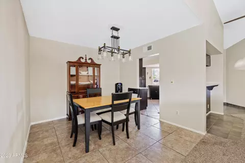 5115 E Tano St, Phoenix, AZ 85044 photo 5