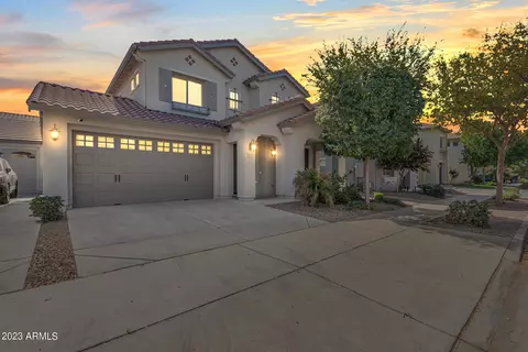 19147 E Kingbird Dr, Queen Creek, AZ 85142