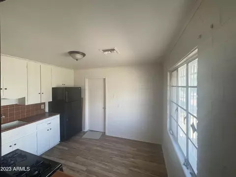 3041 W Camelback Rd, Phoenix, AZ 85017 photo 2