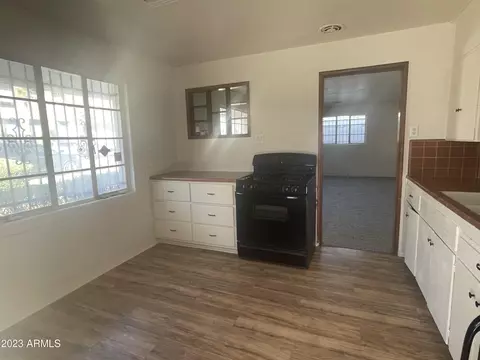 3041 W Camelback Rd, Phoenix, AZ 85017 photo 3
