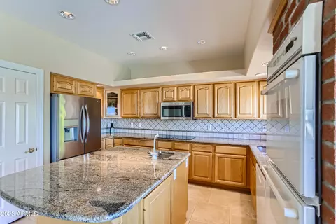 2228 E Nora St, Mesa, AZ 85213 photo 3