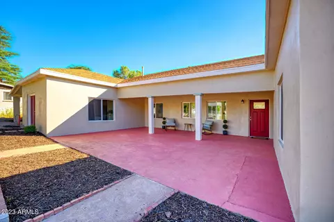 705 W Yuma Trl, Bisbee, AZ 85603