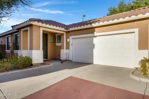 881 S Porter St, Gilbert, AZ 85296 photo 2