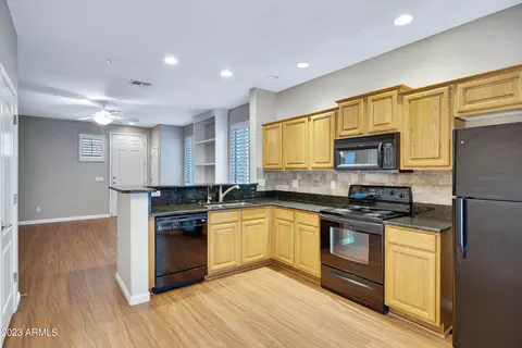 881 S Porter St, Gilbert, AZ 85296 photo 9