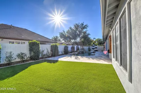 Exterior - 2899 E Washington Ave, Gilbert, AZ 85234 photo 3 of 12