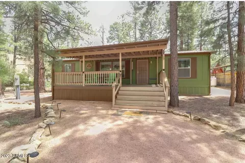 2151 Northwoods Dr, Overgaard, AZ 85933