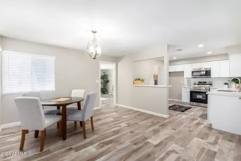 5637 W Purdue Ave, Glendale, AZ 85302