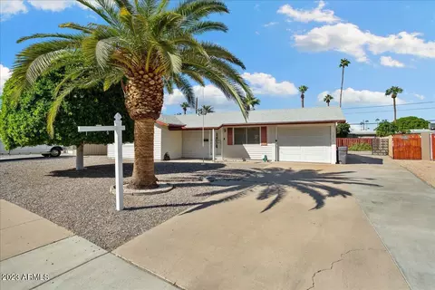 11016 W Oakmont Dr, Sun City, AZ 85351