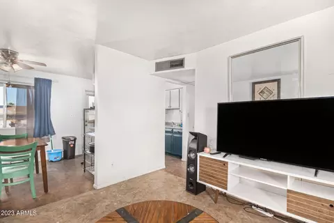 1140 E Winston Dr, Phoenix, AZ 85042 photo 8