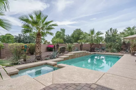 15417 W Statler Cir, Surprise, AZ 85374