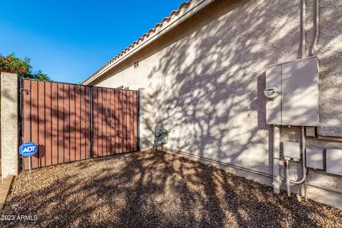 706 W Ivanhoe St, Gilbert, AZ 85233 photo 4